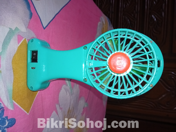 Rechargeable fan